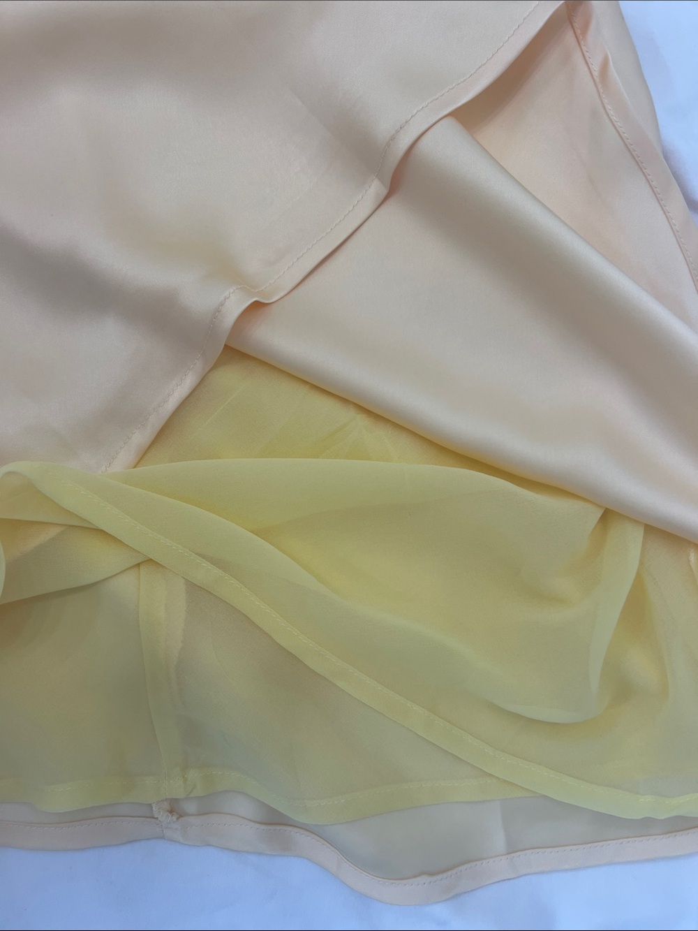 Billy J New with tags Silky yellow Slip Dress - Women’s dress size 16 - Picture 11 of 11